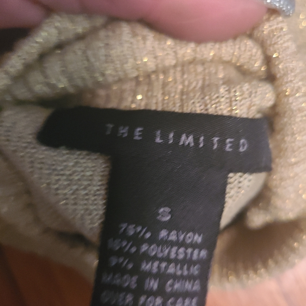 Vibtage The limited turtle neck glitzy sleeveless top - Picture 4 of 4